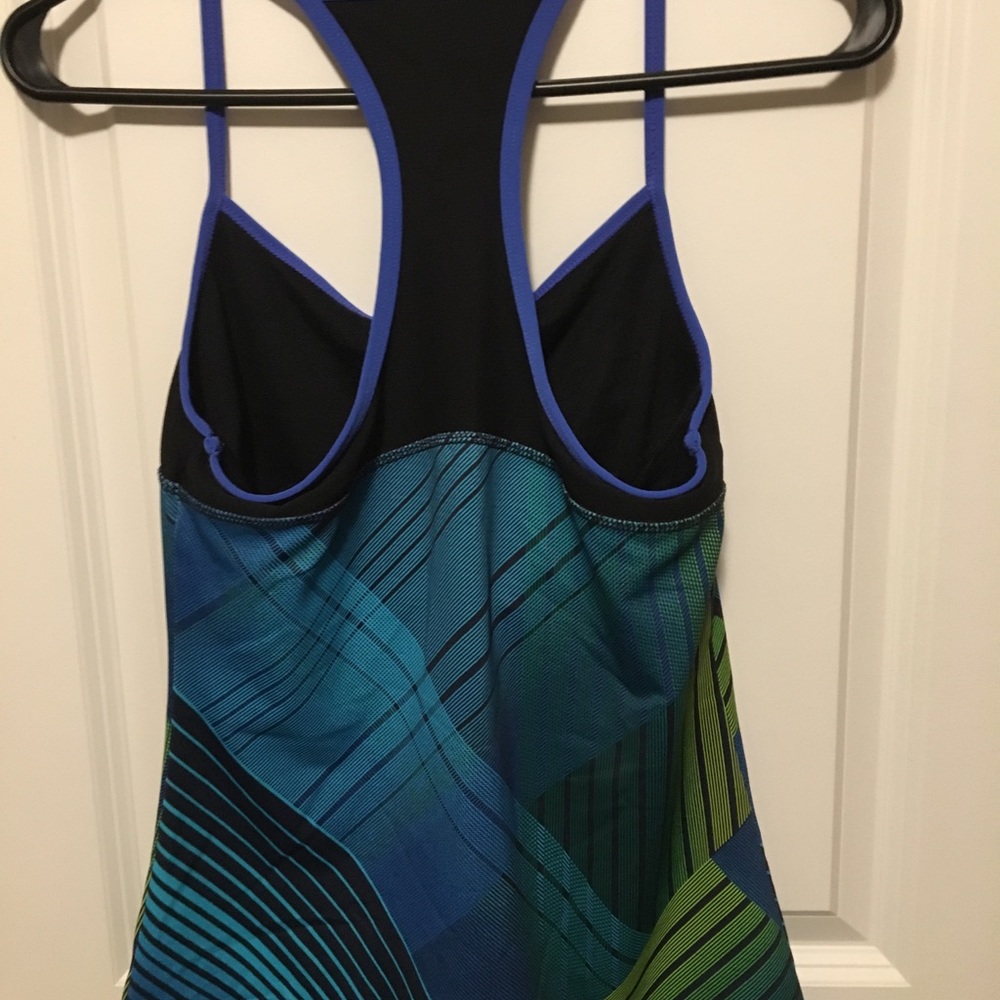 Performance wear - Picture 2 of 3